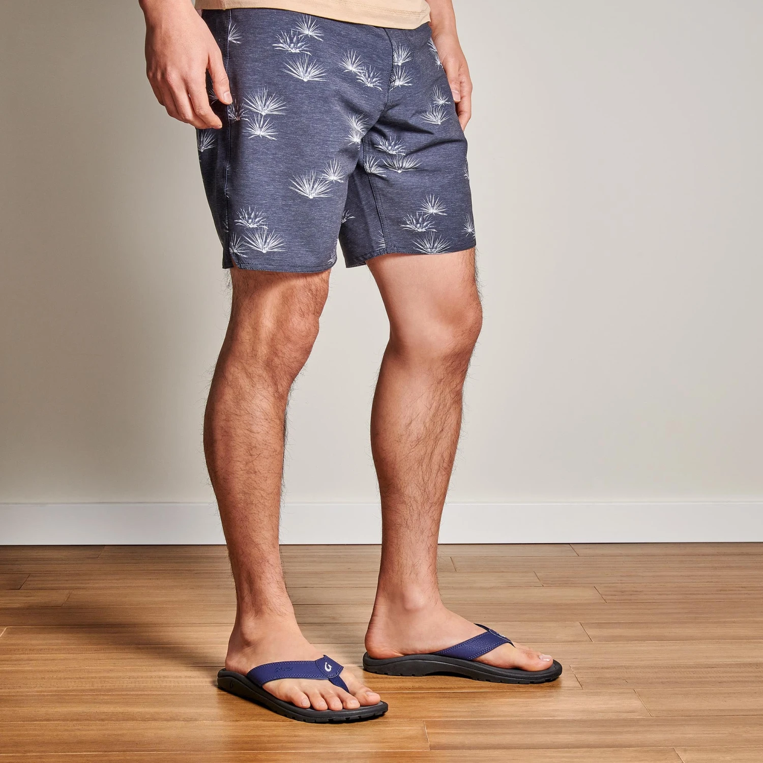 OluKai ‘Ohana - Pacifica / Dark Shadow - Image 4