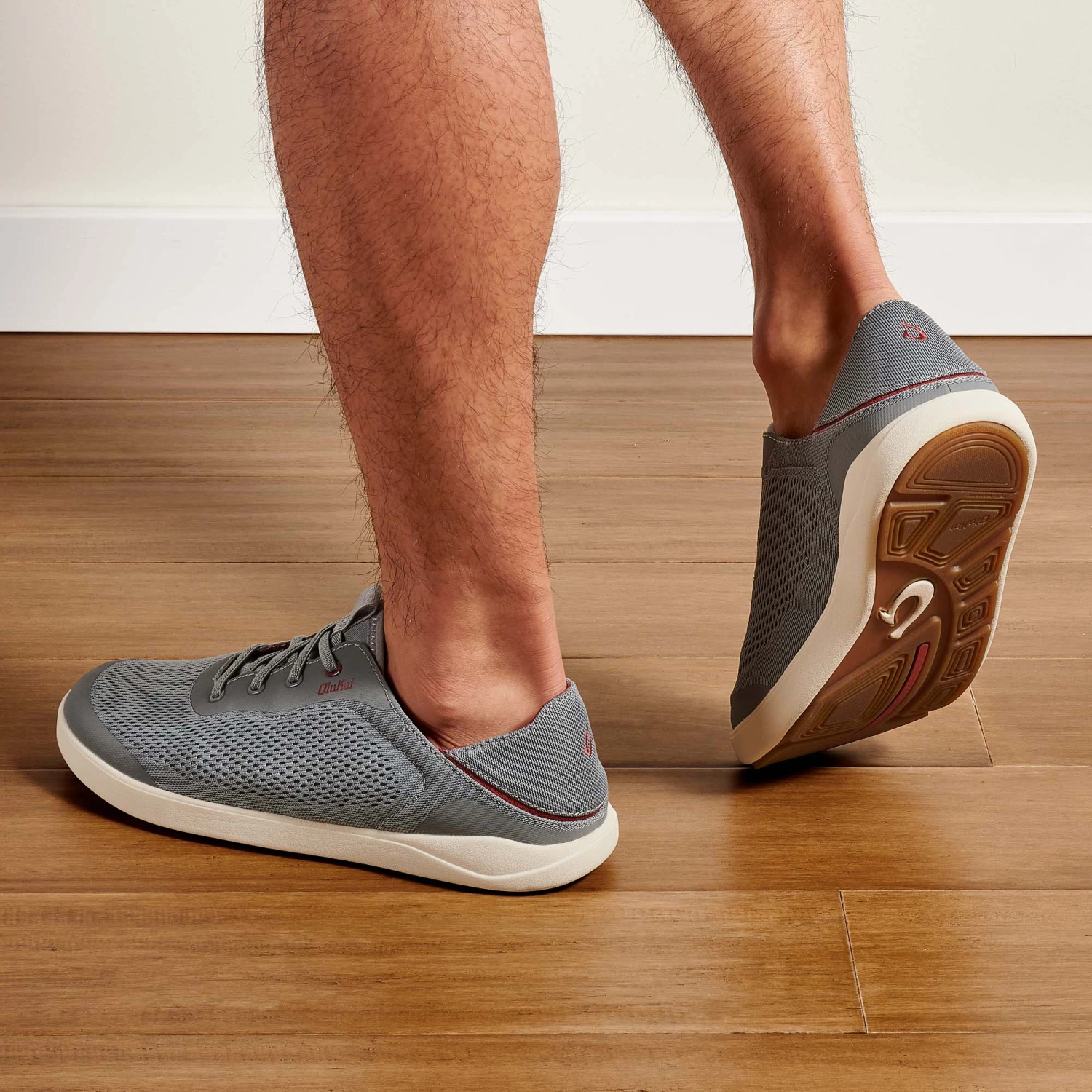 OluKai Moku Pae - Poi / Red Ochre - Image 4