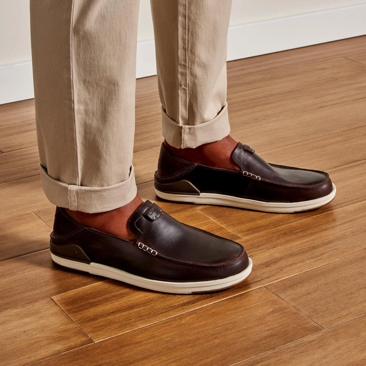 OluKai Kākaha - Dark Java - Image 2