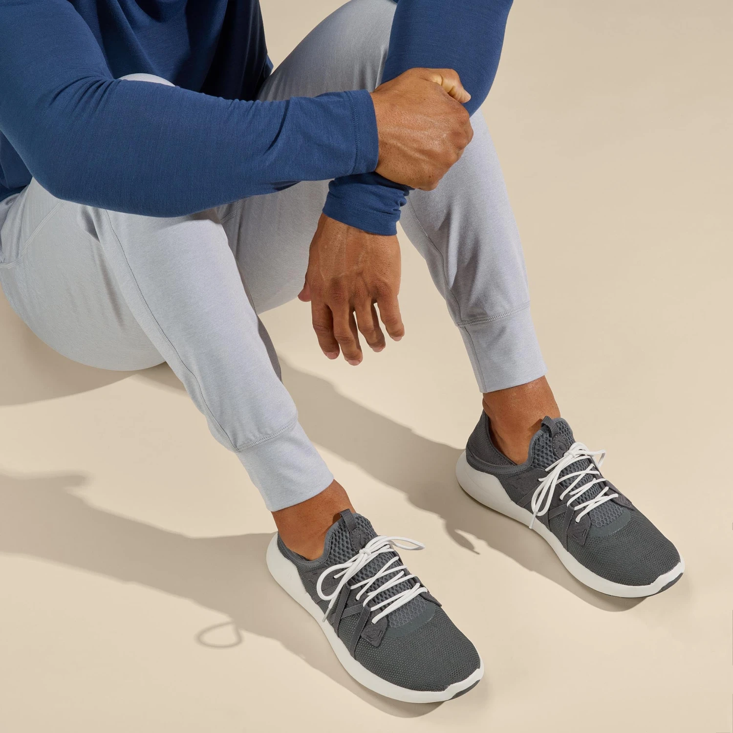 OluKai Holo - Dark Shadow - Image 4