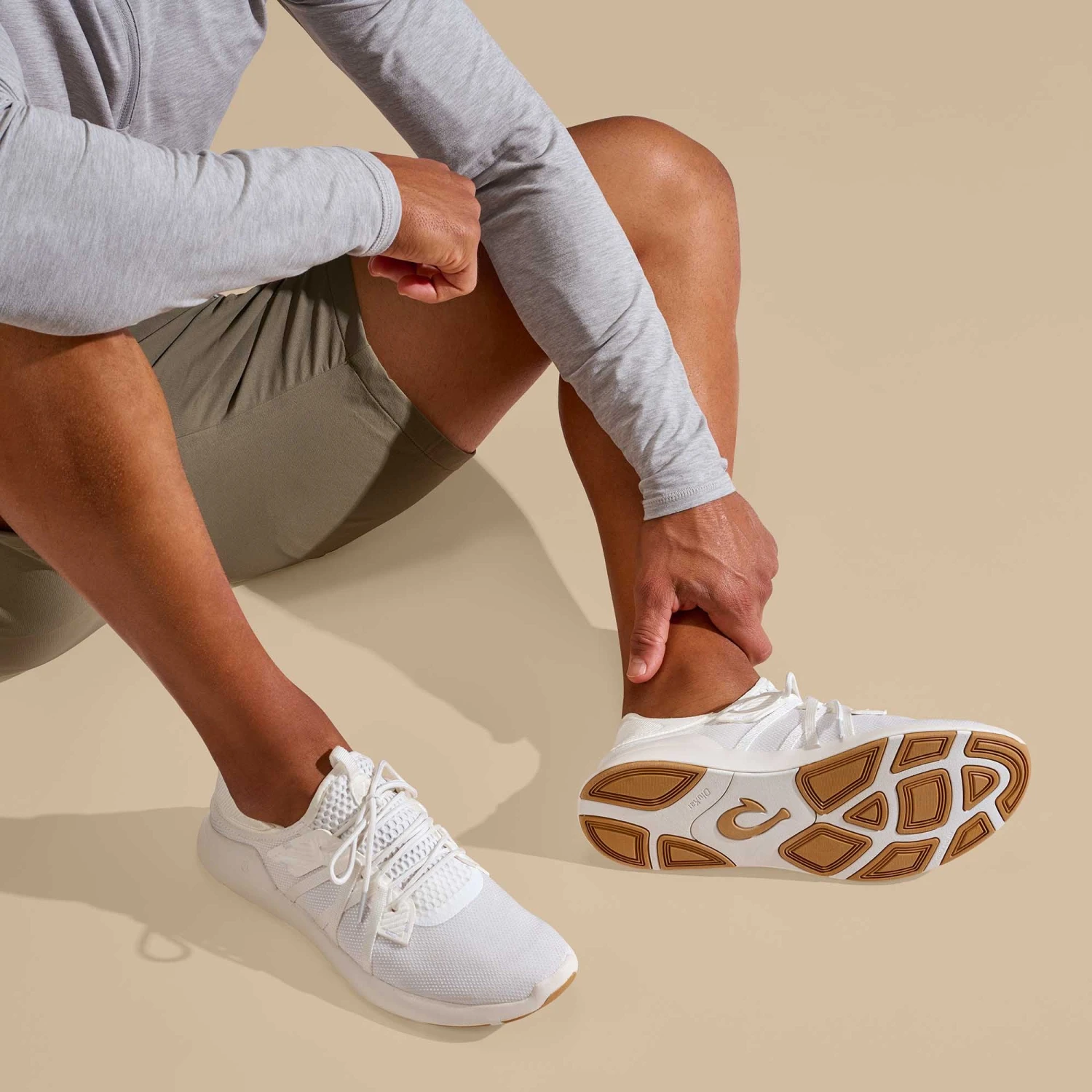 OluKai Holo - Bright White - Image 4