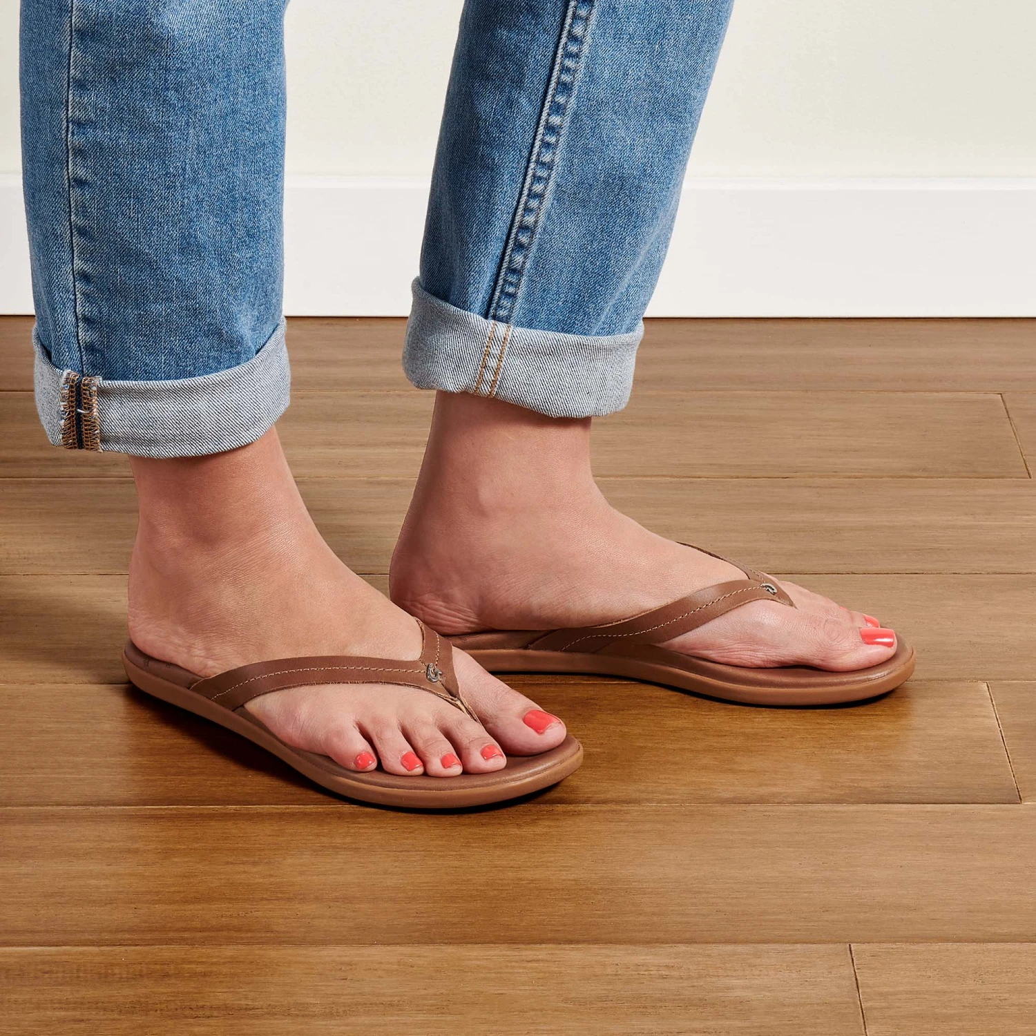 OluKai Honu - Tan - Image 2