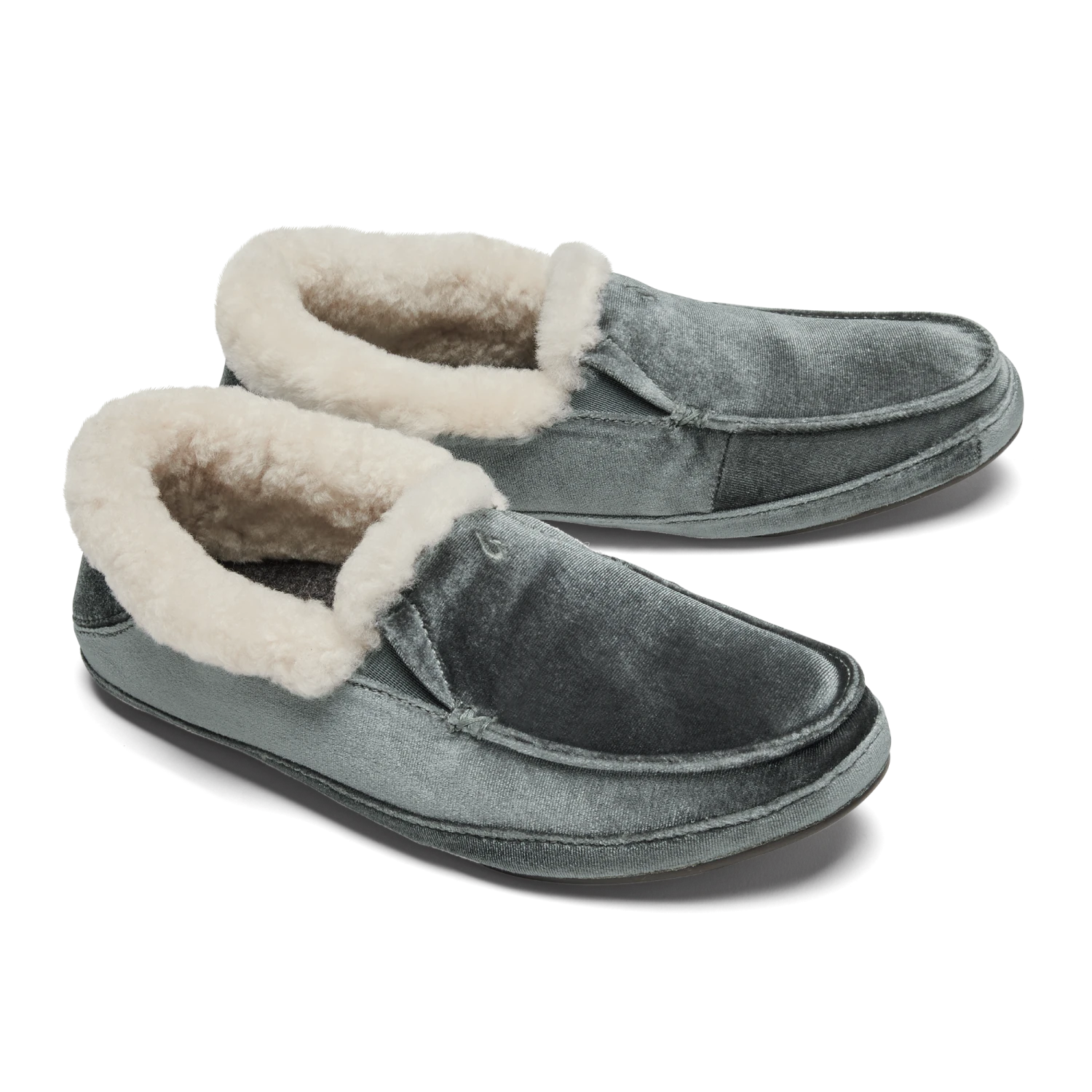 OluKai Ku‘una Lānui - Charcoal - Image 3