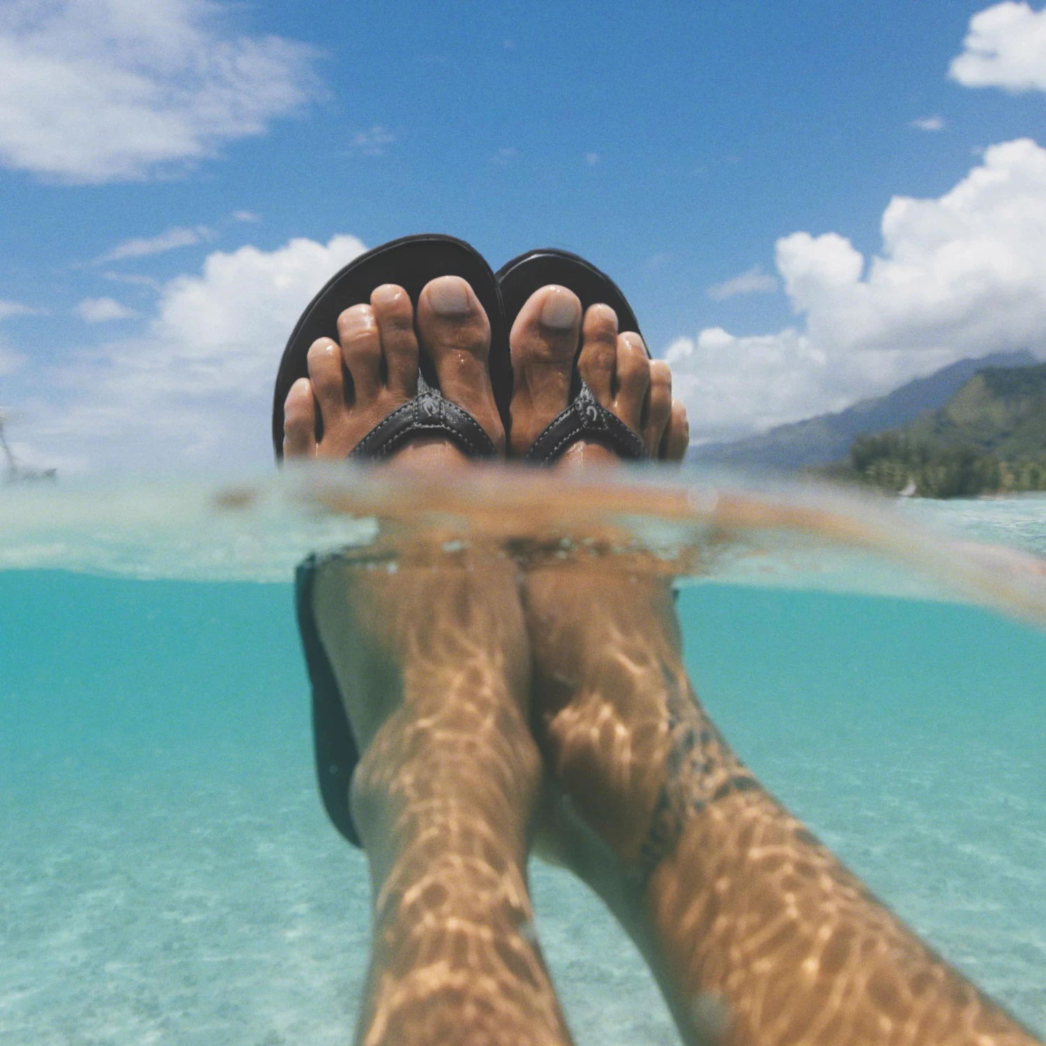 OluKai Ho‘ōpio - Onyx - Image 3