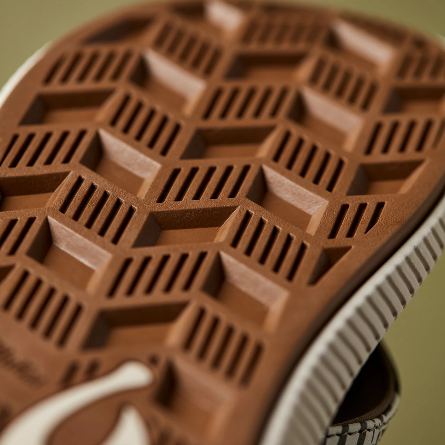 OluKai Ulele - Hunter / Aloha - Image 6